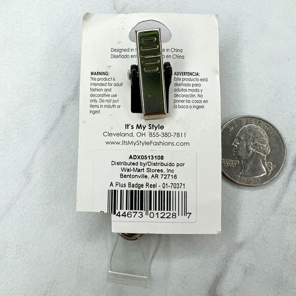 A+ Teacher Apple Clip On School Work Retractable Badge ID Holder - Picture 3 of 7